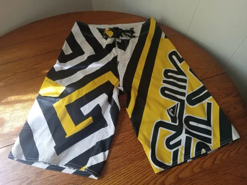 Y2K Quiksilver QS Typo Boardshorts, vintage Quiksilver boardshorts