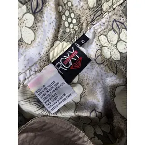 Y2K Roxy Hibiscus Floral Boardshorts, photo 3